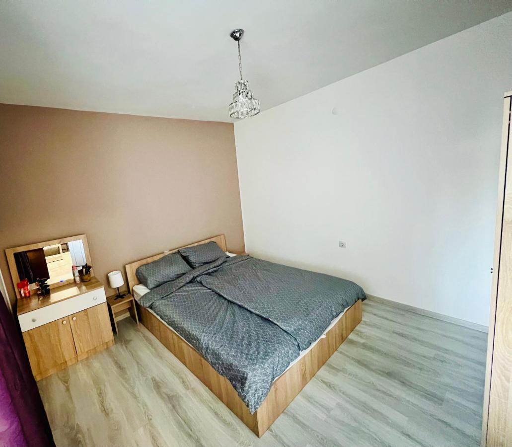 Midtown Apartment Кырджали Экстерьер фото